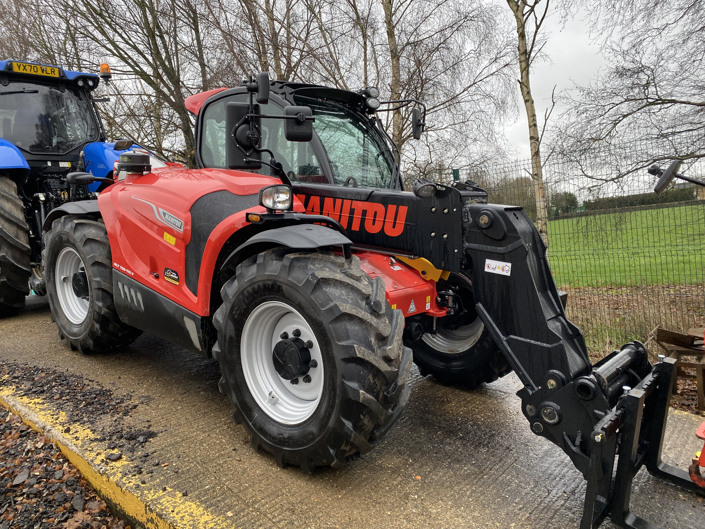 Manitou Mlt V Telehandler New Holland Dealer In Yorkshire