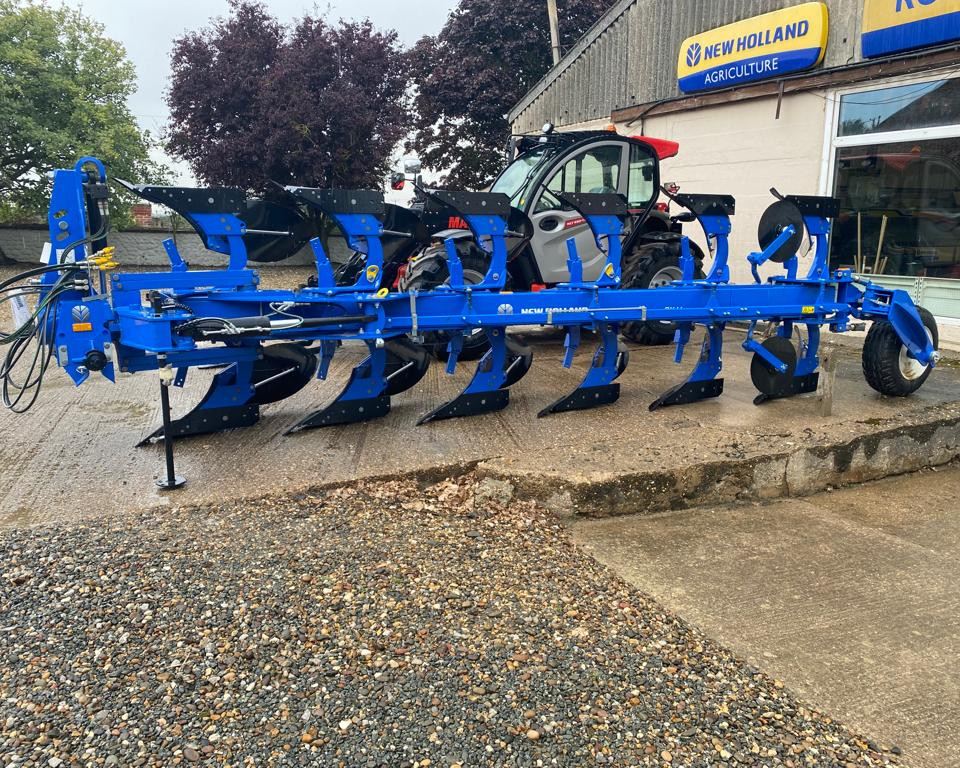 NEW HOLLAND PXVS5 PLOUGH