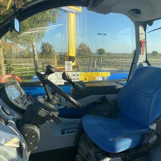 NEW HOLLAND LM7.42 ELITE TELEHANDLER