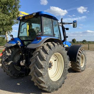 NEW HOLLAND TM155 TRACTOR