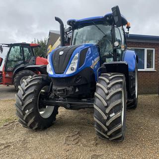 NEW HOLLAND T6.180 ELECTRO COMMAND TRACTOR