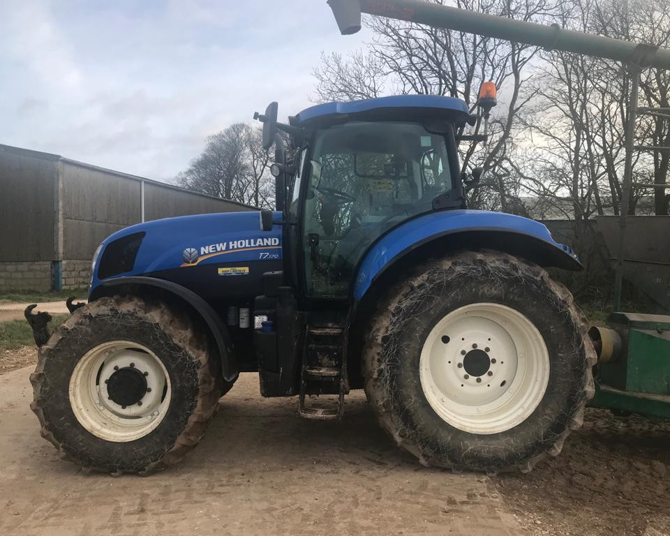 NEW HOLLAND T7.170 TRACTOR