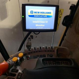 NEW HOLLAND CR9080