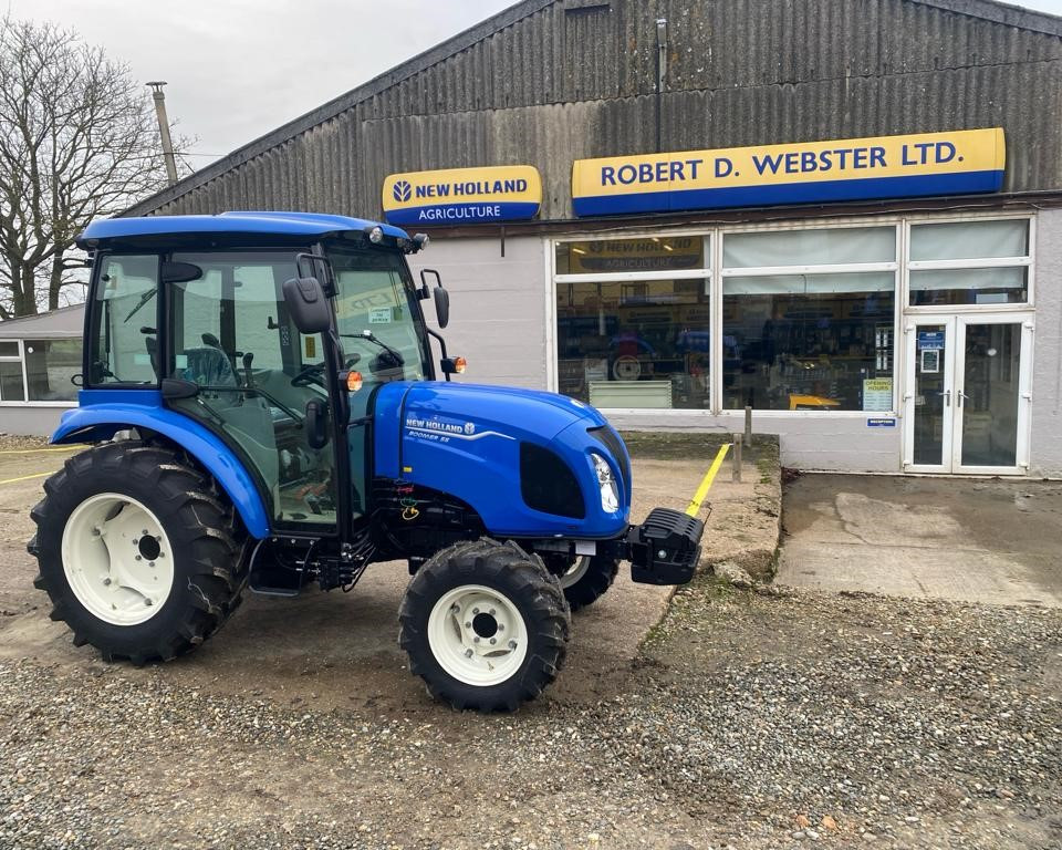 NEW HOLLAND BOOMER 55 CAB TRACTOR