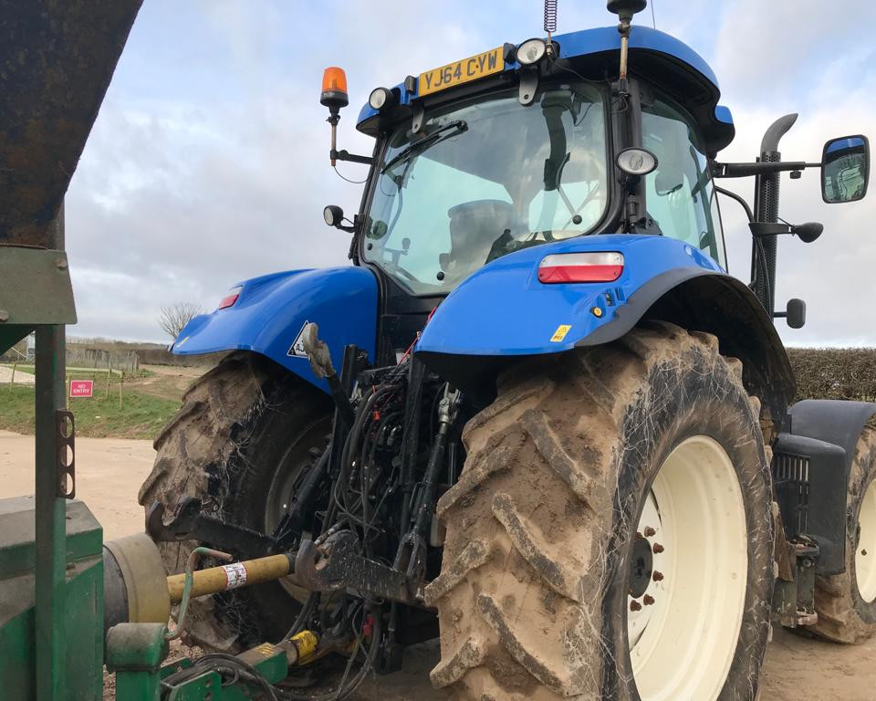 NEW HOLLAND T7.170 TRACTOR