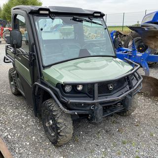 JOHN DEERE GATOR 865M