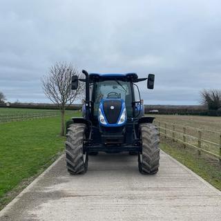 NEW HOLLAND T6.145 