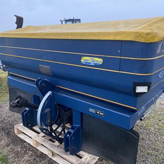 KRM M2 CALIBRATOR ICON FERTILISER SPREADER