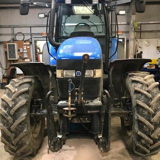 NEW HOLLAND TM155 TRACTOR