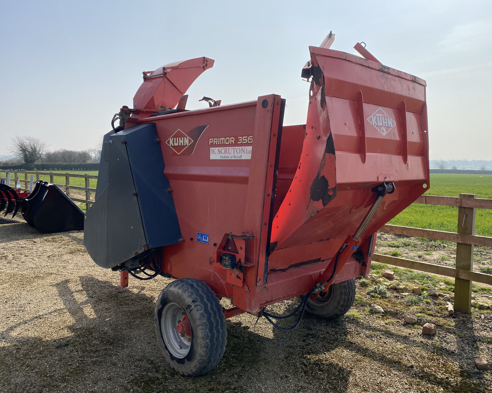 KUHN PRIMOR 3560 STRAW BLOWER | New Holland dealer in Yorkshire ...