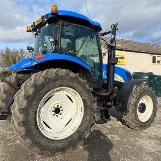 NEW HOLLAND TS115A TRACTOR