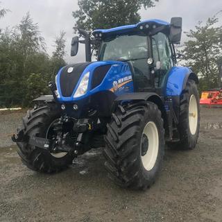 NEW HOLLAND T7.225 AC TRACTOR