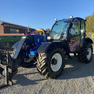 NEW HOLLAND LM7.42 ELITE TELEHANDLER