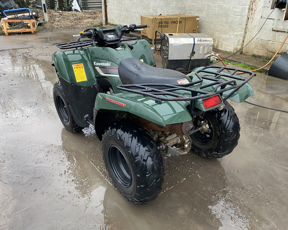 KAWASAKI 650 QUAD