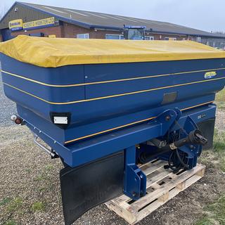 KRM M2 CALIBRATOR ICON FERTILISER SPREADER