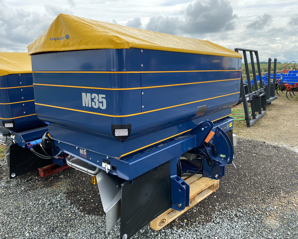 KRM M35 FERTILISER SPREADER