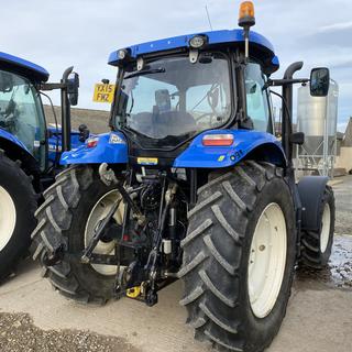 NEW HOLLAND T6.175 TRACTOR