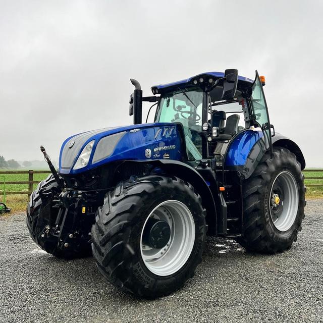 NEW HOLLAND T7.315 TRACTOR