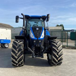 NEW HOLLAND T7.210 TRACTOR