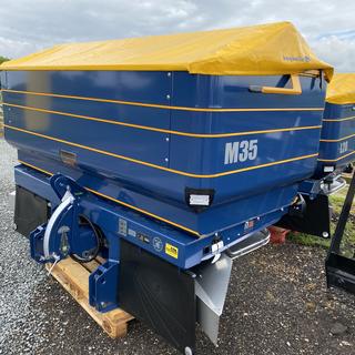 KRM M35 FERTILISER SPREADER